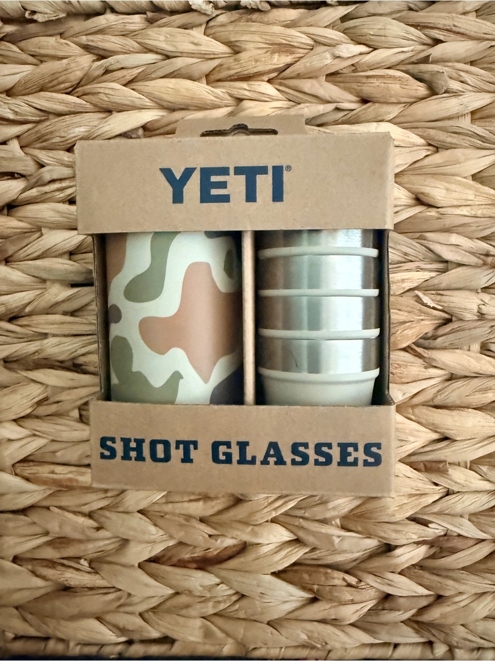 NWT Yeti TAN CAMO Shot Glasses & Case - LIMITED EDITION, SOLD OUT